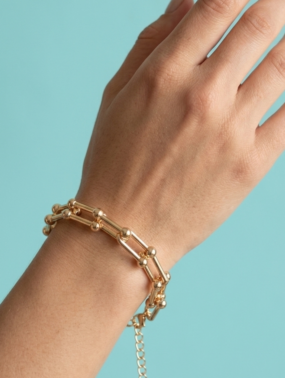 Fancy U link bracelet Adjustable